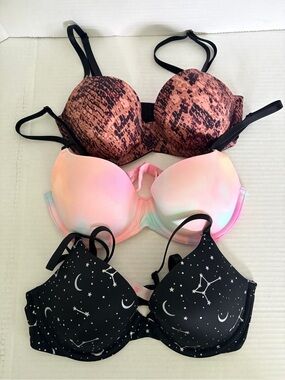 Set of three preloved PINK bras 32C